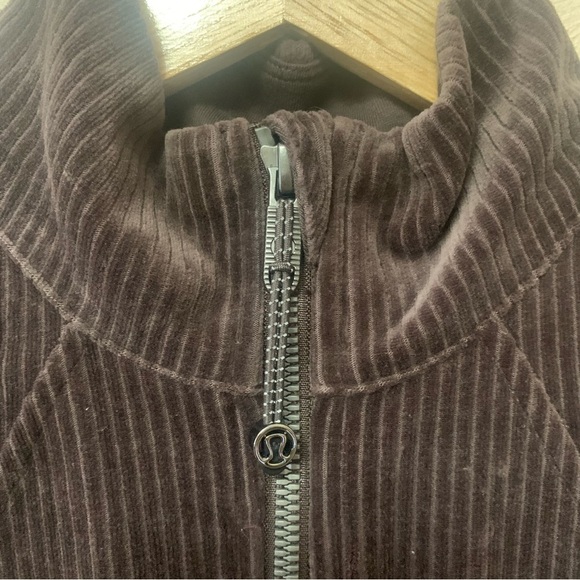 Lululemon Scuba Track Jacket *Velvet Cord Espresso Brown Size 2 - Picture 4 of 14